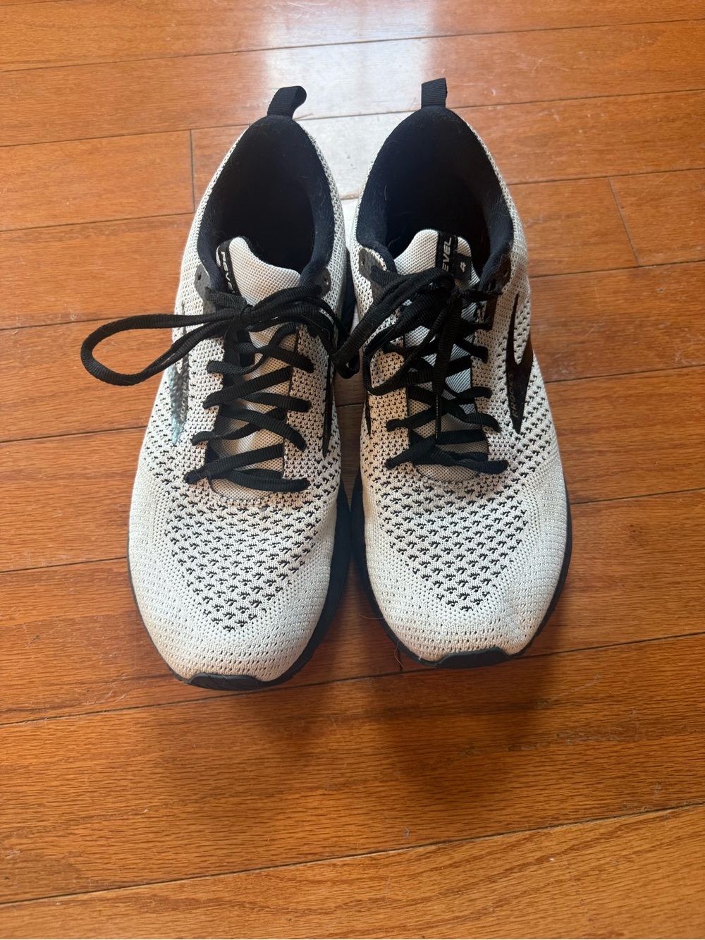 Women’s Lightweight Knit Running Shoes - Black & White